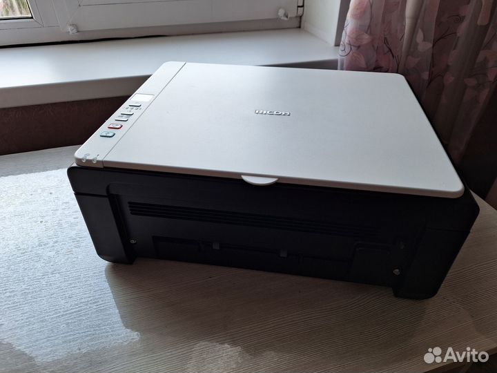 Лазерный принтер мфу 3 в 1 Aficio SP 100SU