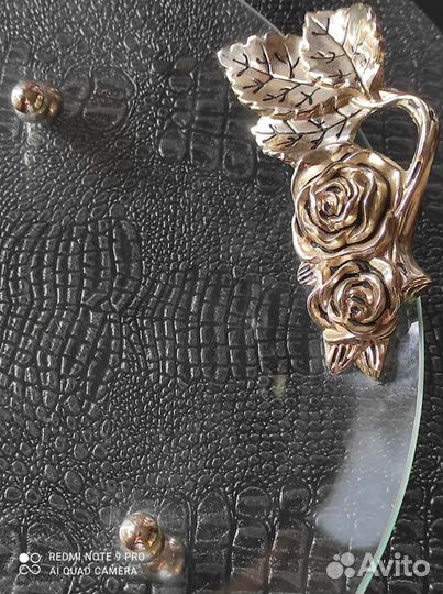 Комплект: блюдо для фруктов и салфетница