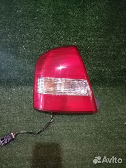 Фонарь (стоп сигнал) левый 220-61866 Mazda Familia