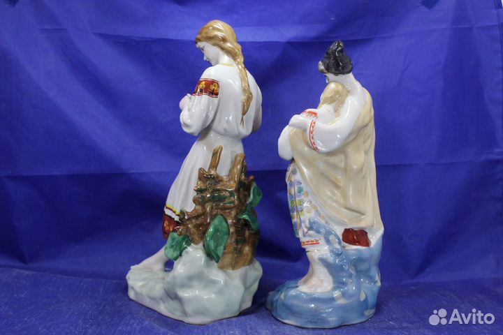 Две фарфоровые статуэтки о любви Майская ночь Пара