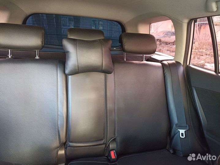 Автомобильные чехлы Toyota Corolla filder NZE141