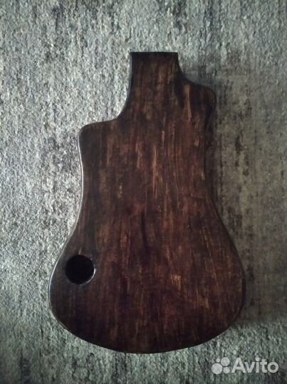 Корпус для электрогитар (дека туша тревел travel)