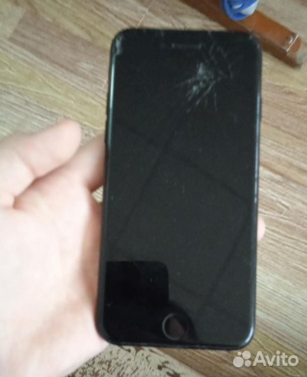 Телефон iPhone 7 128gb