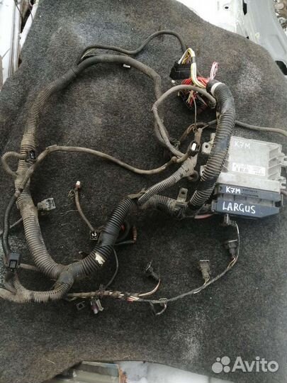 Эбу/блок управления двигателем Renault K7M