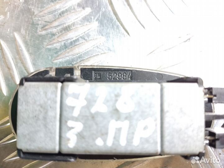 Плафон салонный Opel Omega B