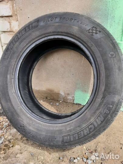Michelin Pilot Sport 4 SUV 235/65 R17 108V