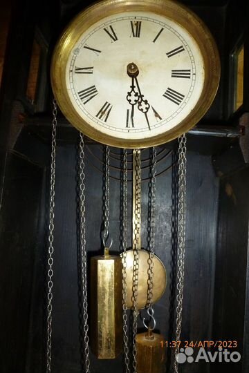 Старинные настенные антикварные часы