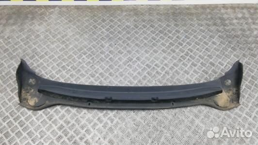 Накладка декоративная (жабо, дождевик) opel astra