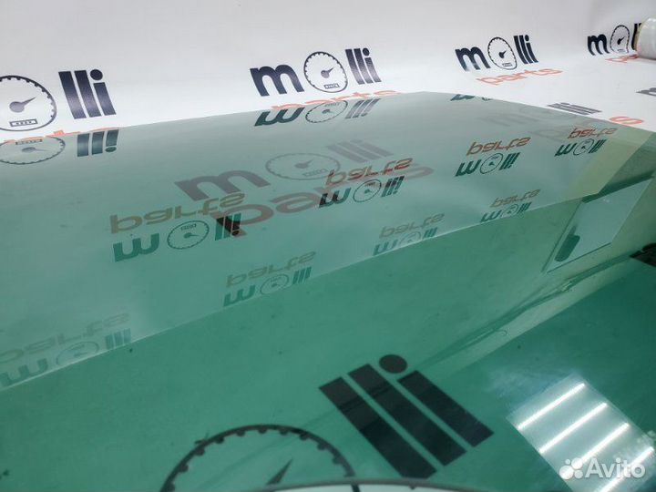 Стекло двери заднее правое Volkswagen Tiguan 2