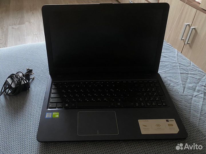 Ноутбук asus VivoBook R543UB-DM1164T