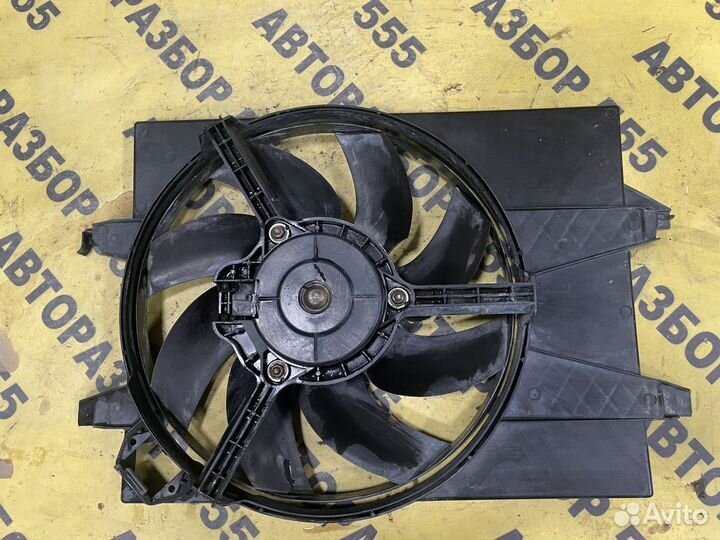 Диффузор с вентилятором Ford Fusion