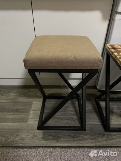 Табурет в стиле лофт