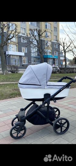 Коляска Adamex Emilio 3 в 1