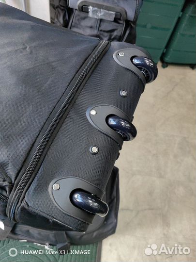 Хоккейная сумка на колёсах