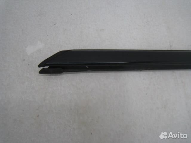 Молдинг стекла передней левой двери Peugeot-Citro