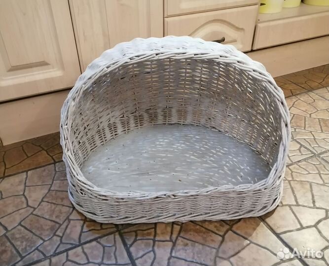 Лежанка для кошек и маленьких собак