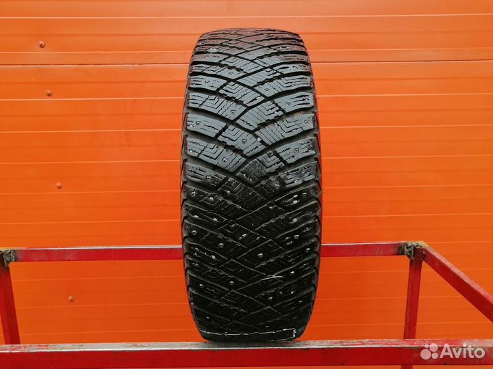 Goodyear Ultragrip Ice Arctic 215/60 R16 101T