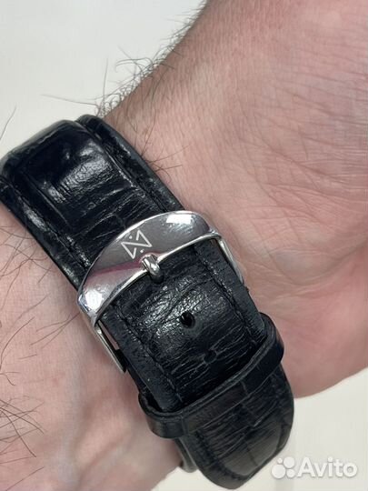 Серебряные часы ника