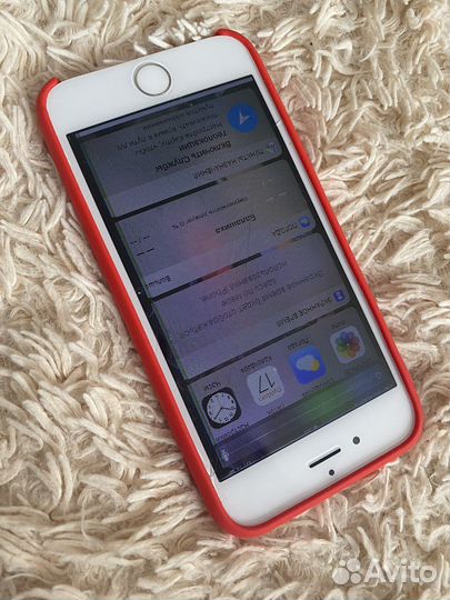 Телефон iPhone 6