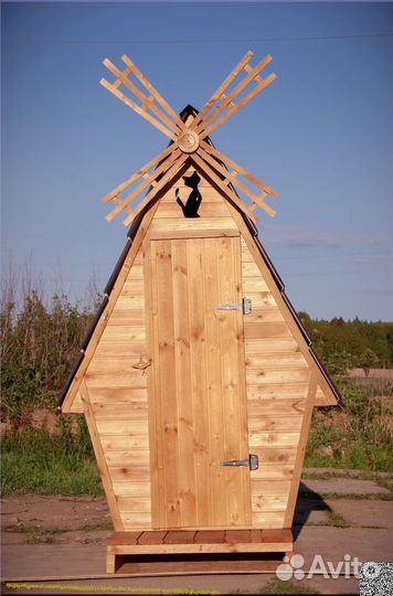 Уличный туалет с установкой