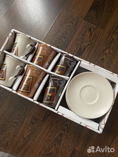 Сервиз чайный 12 предметов новый