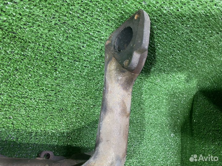 Выпускной коллектор Mercedes Vito W638