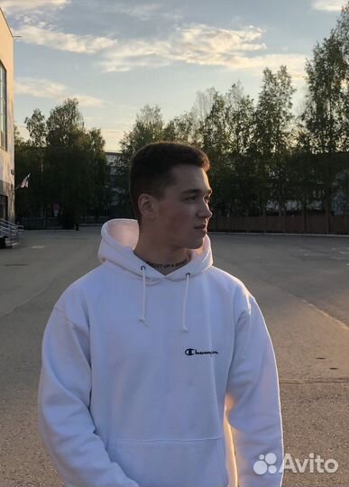 Рассмотрю любую должность с посуточной оплатой