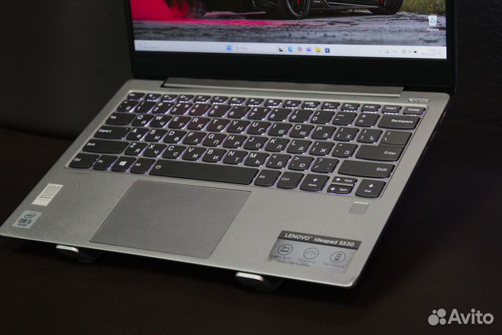 Ультрабук Lenovo 8/512 на i5-10210U