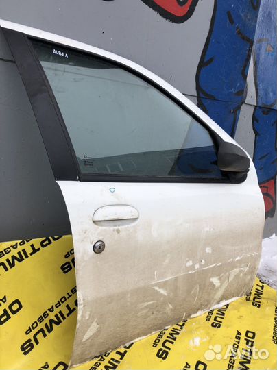 Дверь передняя правая Fiat Albea