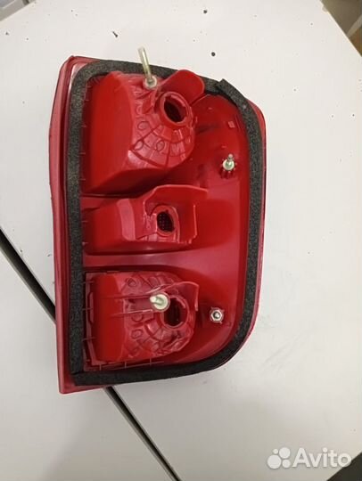 Фонарь задний левый Toyota RAV 4 00- 11B2960015B3