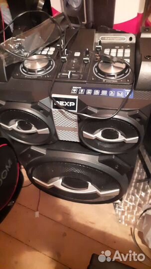 Музыкальная колонка LG OM6560