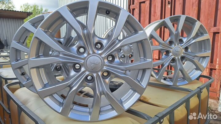 Литые диски R17 6x139 7