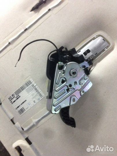 Рычаг стояночного тормоза Mercedes-Benz