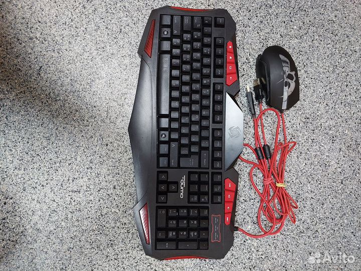 Комплект клавиатура + мышь Qumo Axe Strike