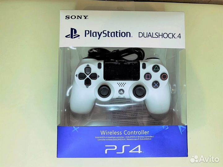 Джойстик Dualshock 4 белый