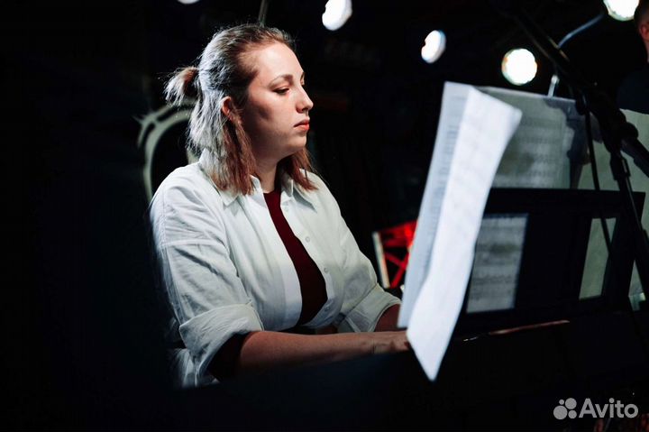 Уроки игры на фортепиано