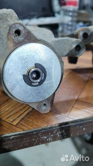 Суппорт тормозной задний Volkswagen Passat b6 b7