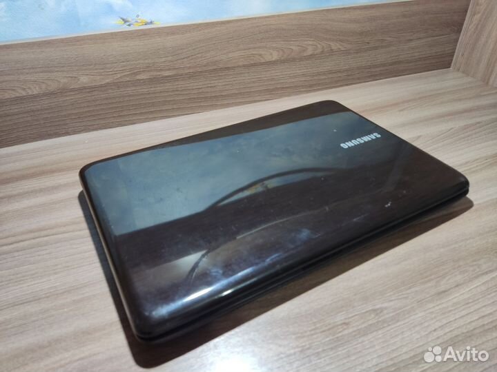 Ноутбук Samsung r540