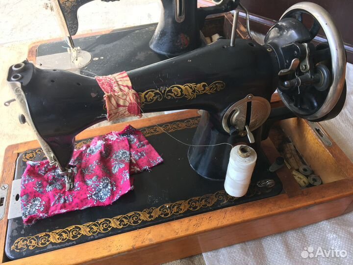 Швейная машинка пмз СССР 2 шт