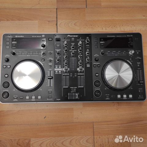 Pioneer XDJ-R1