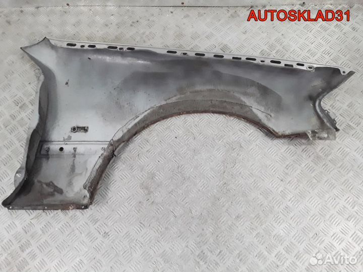 Крыло переднее левое Mercedes W202 A2028810301