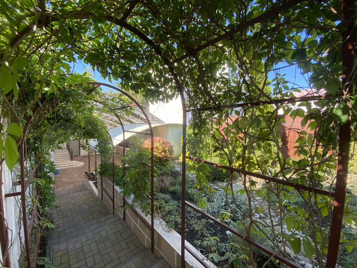 Дом 100 м² на участке 6 сот.