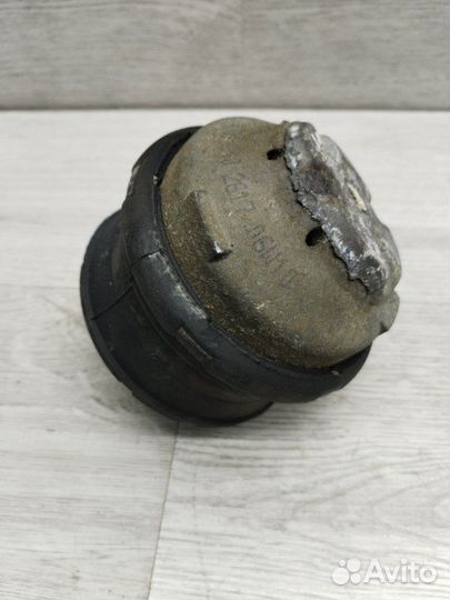 Подушка двигателя Mercedes Clk W209 M272 2006