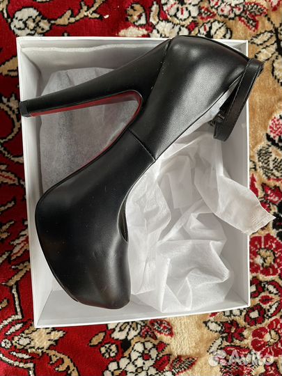 Туфли женские