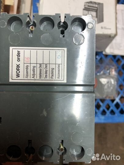Автоматический выключатель IEK BA88-32 63A