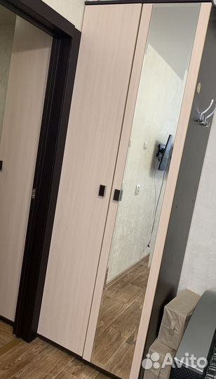 Шкаф плательный