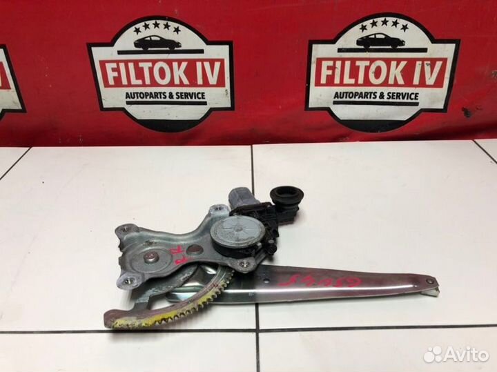 Стеклоподъемник задний правый Toyota Highlander