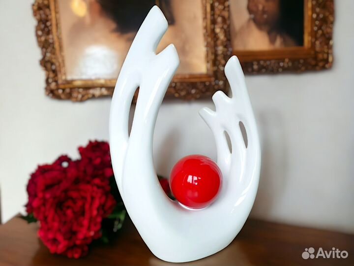 Настольная керамическая ваза для декора