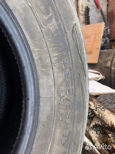 Kumho Road Venture APT KL51 265/65 R17