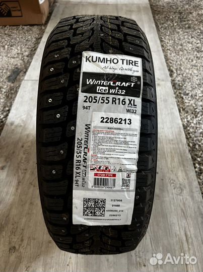 Kumho WinterCraft Ice Wi32 205/55 R16